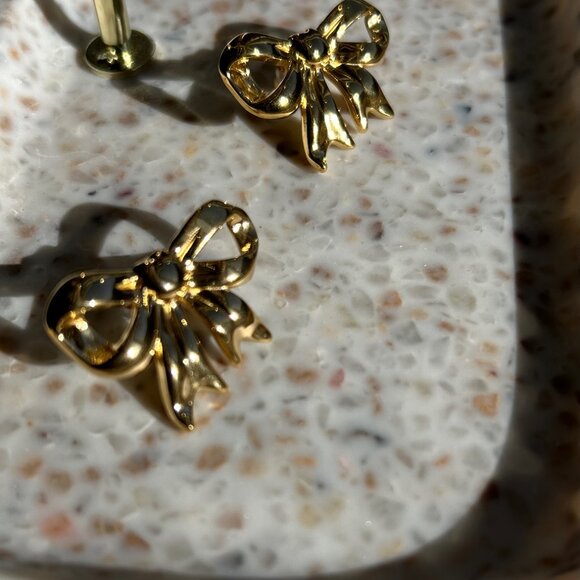 18K gold plated  bow knot stud earrings , stainless steel - Picture 4 of 5